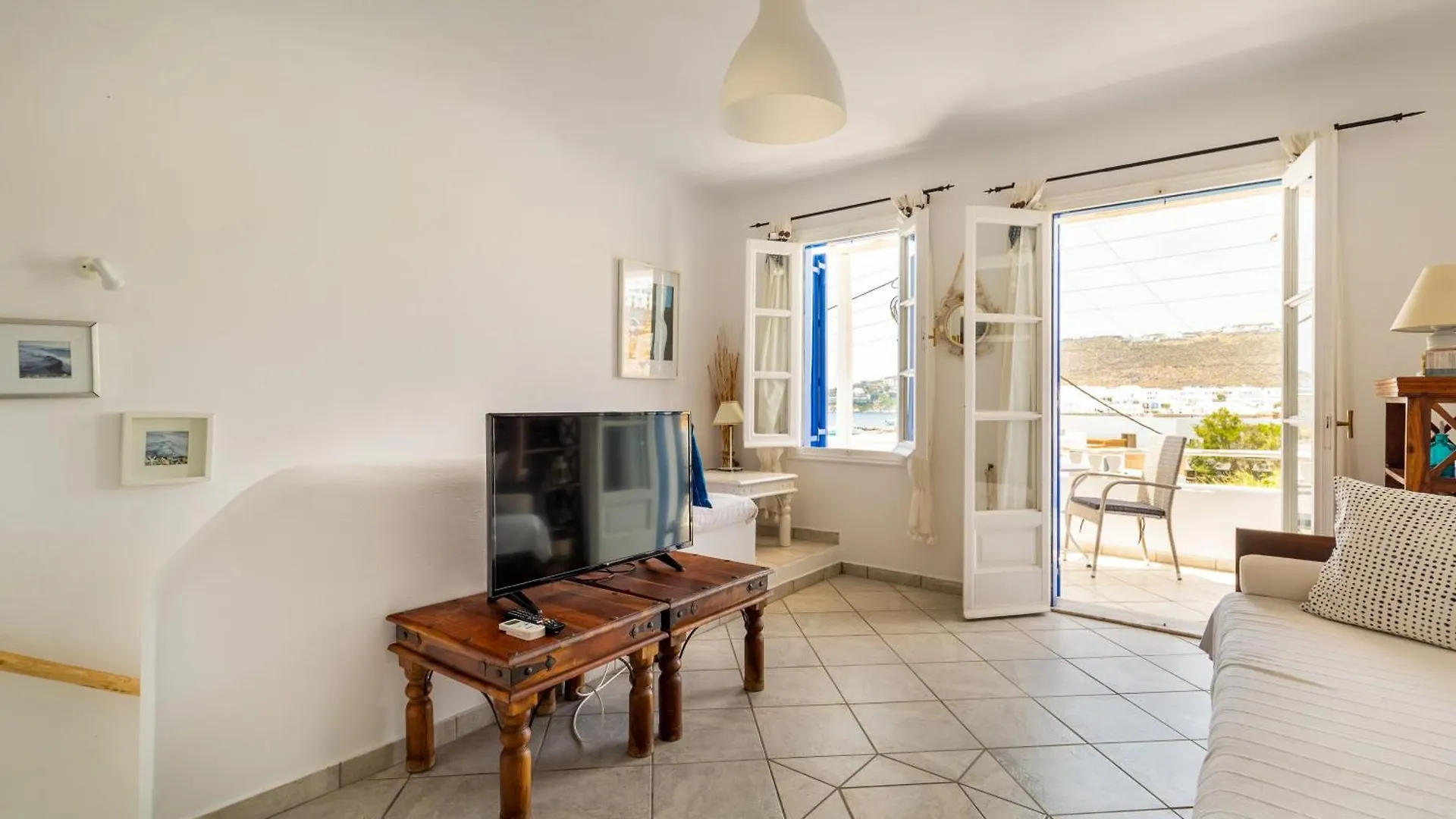Sea And Sun Beach House At Platis Gialos 希腊